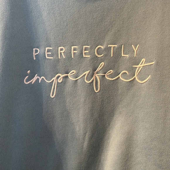 Shein “perfectly imperfect” sweatshirt size large - Picture 2 of 4